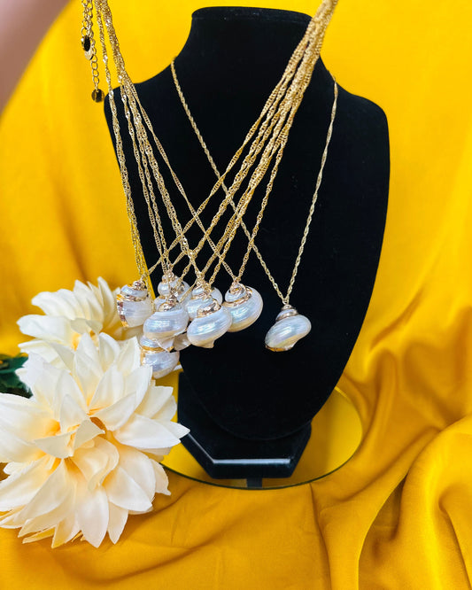 Caracol Necklace